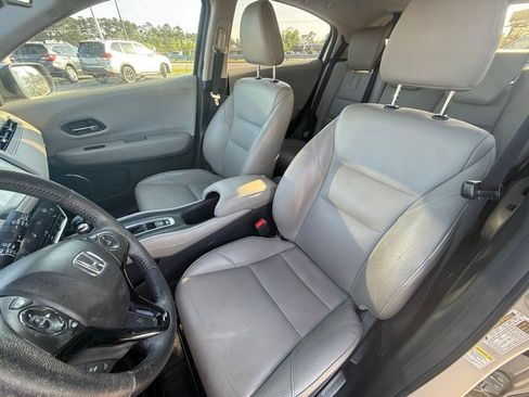 Used 2016 Honda HR-V EX-L image 10