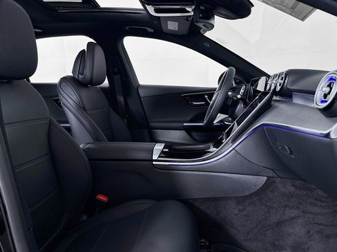 New 2026 Mercedes-Benz C 300 Sedan image 6