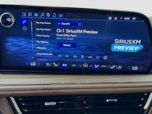 Used 2025 Chevrolet Suburban High Country AWD/4WD image 15