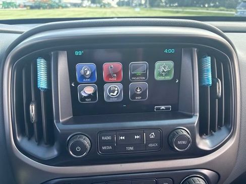 Used 2017 Chevrolet Colorado Z71 w/ Z71 Midnight Edition AWD/4WD image 29