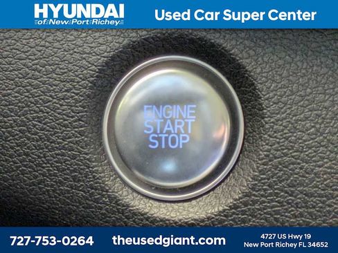 Used 2020 Hyundai Santa Fe SEL w/ Convenience Package image 37