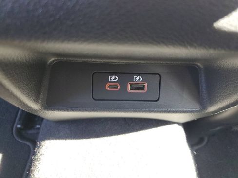 Used 2025 Nissan Altima 2.5 SV FWD image 12