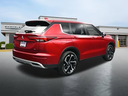 Used 2022 Mitsubishi Outlander SE FWD image 5