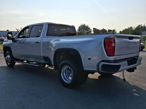 Used 2022 Chevrolet Silverado 3500 High Country AWD/4WD image 7