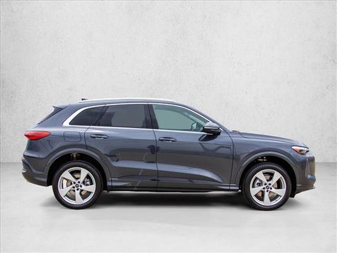 New 2026 Audi Q5 Premium AWD/4WD image 4
