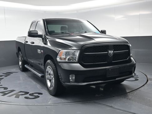 Used 2015 RAM 1500 Express image 3
