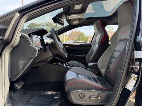 Used 2024 Volkswagen GTI SE w/ SE Leather Seats Package image 25