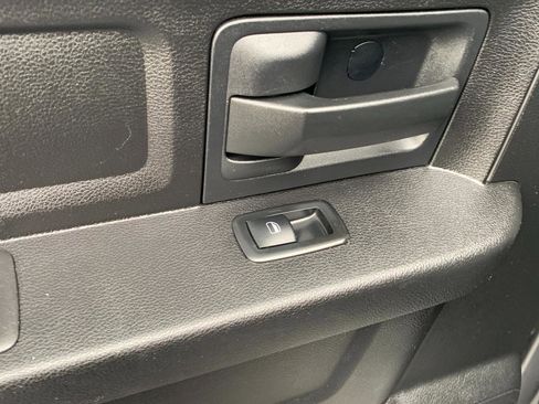 Used 2013 RAM 1500 Express image 23