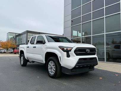 Used 2024 Toyota Tacoma SR