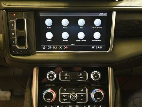 Used 2021 GMC Yukon XL Denali AWD/4WD image 5