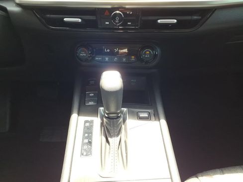 Used 2026 Nissan Kicks SV FWD image 11