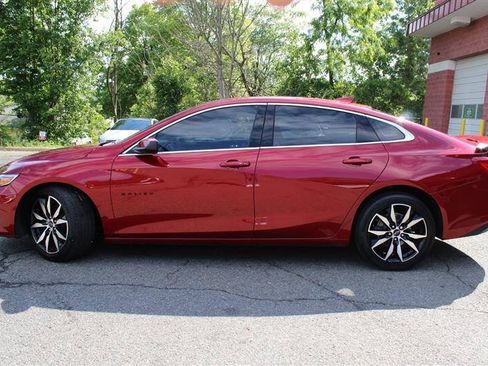 Used 2023 Chevrolet Malibu RS FWD image 2