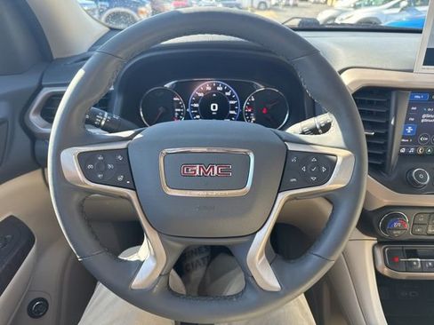 Used 2023 GMC Acadia Denali image 28