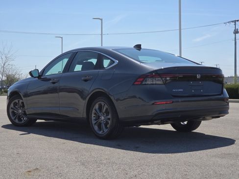 Used 2023 Honda Accord EX image 14