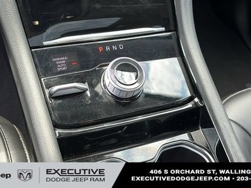Used 2023 Jeep Grand Cherokee L Limited AWD/4WD image 18