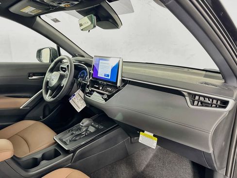 New 2026 Toyota Corolla Cross XLE image 30