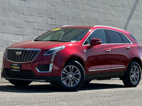 Used 2023 Cadillac XT5 Premium Luxury w/ Technology Package FWD image 8