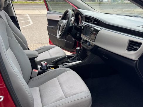 Used 2014 Toyota Corolla LE FWD image 11