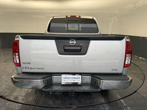 Used 2019 Nissan Frontier SV image 11