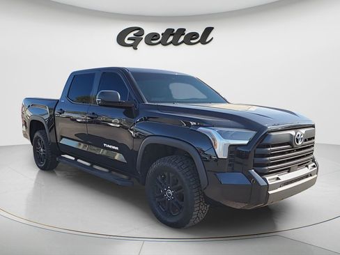 Used 2023 Toyota Tundra SR5 w/ SR5 Premium Package AWD/4WD image 5