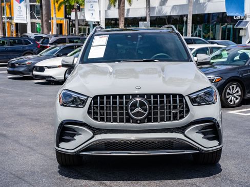 Used 2024 Mercedes-Benz GLE 53 AMG 4MATIC image 2