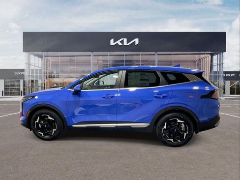 New 2026 Kia Sportage EX FWD image 5