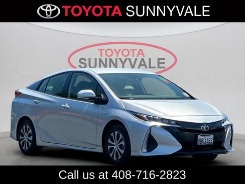 Used 2021 Toyota Prius Prime XLE FWD image 10