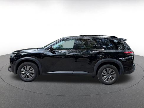 Used 2025 Nissan Pathfinder SV AWD/4WD image 8