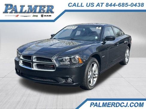 Used 2014 Dodge Charger R/T image 1