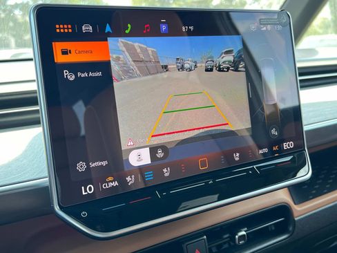 New 2025 Volkswagen ID. Buzz Pro S image 15