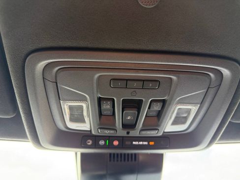 Used 2024 GMC Sierra 1500 Denali Ultimate AWD/4WD image 34