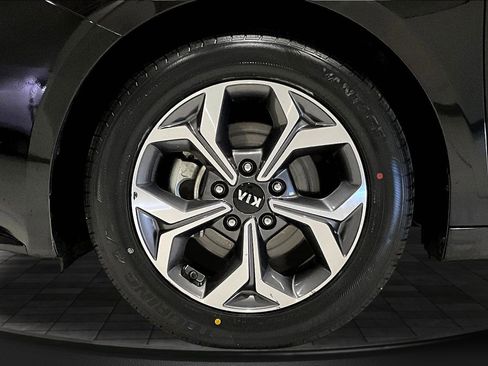 Used 2021 Kia Forte LXS image 33