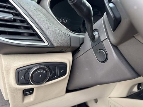 Used 2016 Lincoln MKX Reserve w/ Technology Package image 32