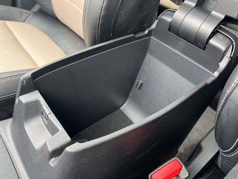 Certified 2021 Ford Escape Titanium w/ Titanium Premium Package image 19