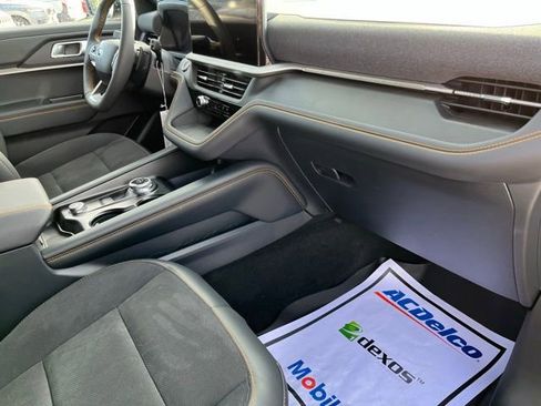 New 2026 Ford Explorer Tremor w/ Tremor Convenience Package image 21