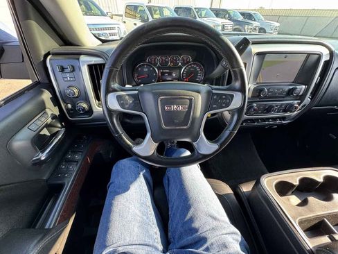 Used 2015 GMC Sierra 1500 SLT w/ SLT Crew Cab Value Package image 32