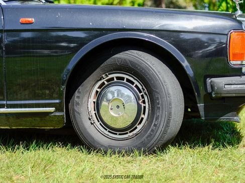 Used 1991 Rolls-Royce Silver Spur II image 37