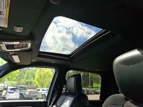 Used 2021 RAM 2500 Laramie image 14