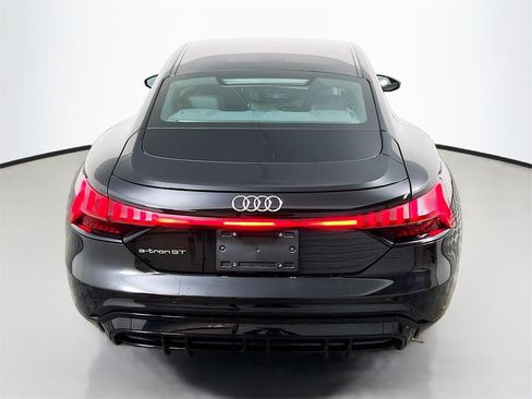 Used 2022 Audi e-tron GT Premium Plus image 5
