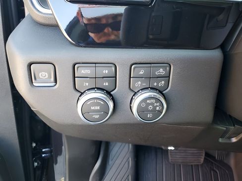 New 2026 GMC Sierra 1500 Elevation w/ Elevation Premium Package image 33