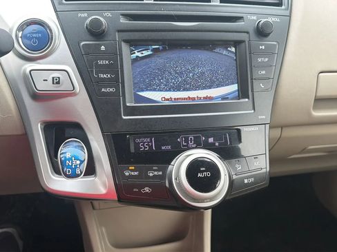 Used 2012 Toyota Prius V Two FWD image 33