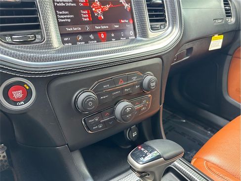 Used 2022 Dodge Charger SRT Hellcat w/ Harman/Kardon Audio Group RWD image 31
