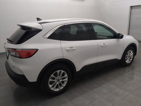 Used 2022 Ford Escape SE image 10