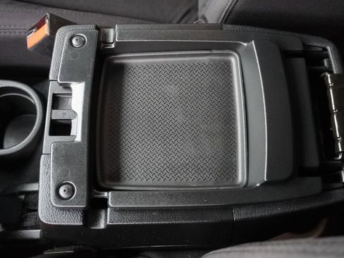 Used 2013 Jeep Wrangler Sport image 21