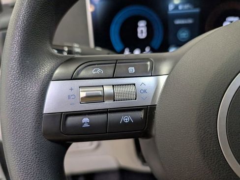 Used 2025 Hyundai Tucson SEL image 17