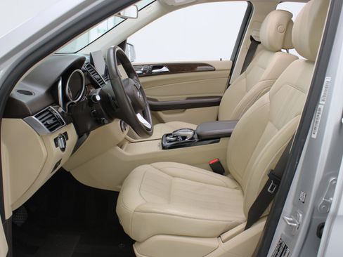 Used 2016 Mercedes-Benz GLE 350 w/ Premium Package image 33