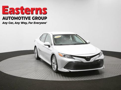 Used 2019 Toyota Camry XLE w/ Carpet Mat Package FWD image 52
