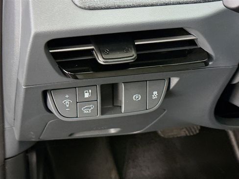 Used 2024 Kia EV6 Wind w/ Wind Technology Package AWD/4WD image 17