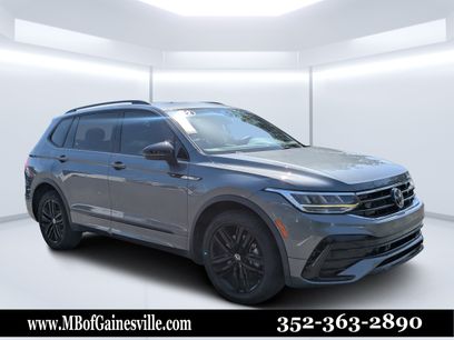 Used 2022 Volkswagen Tiguan SE R-Line