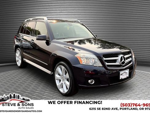 Used 2010 Mercedes-Benz GLK 350 4MATIC image 1
